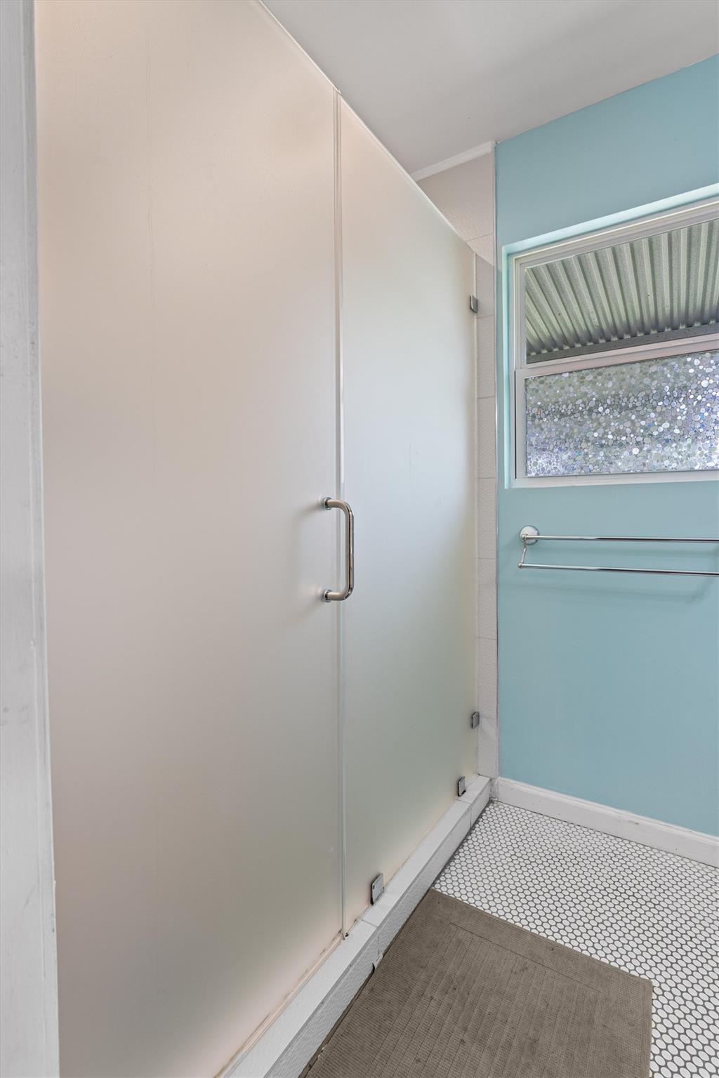 8303 Lazy Ln Property Photo 18