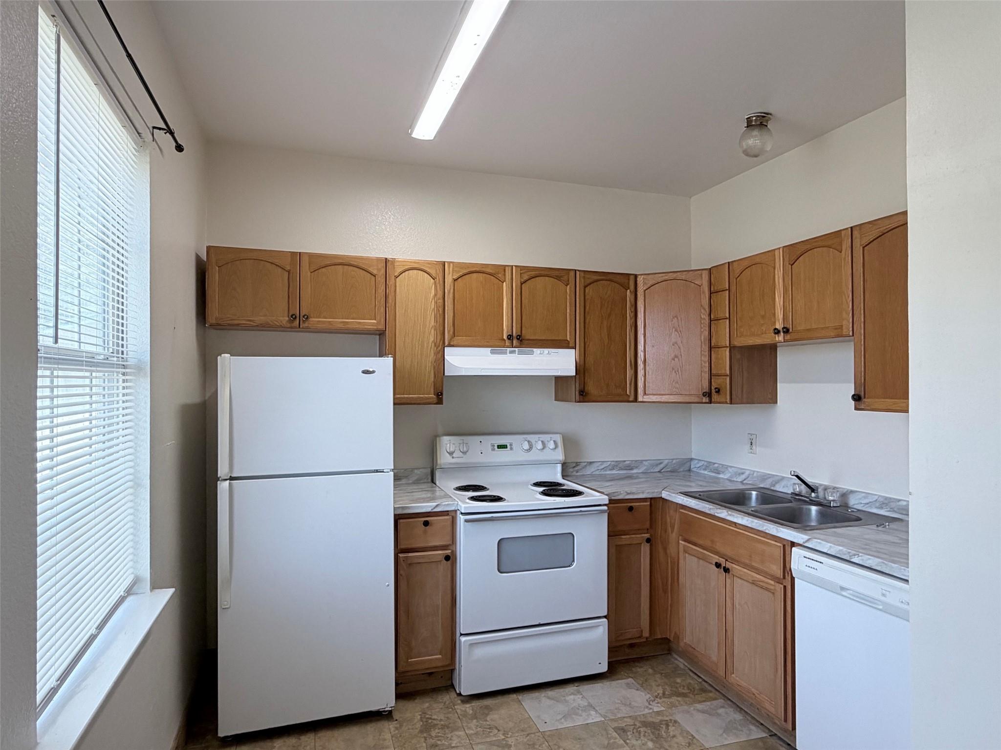 251 Zimmerman Ave #d Property Photo 2