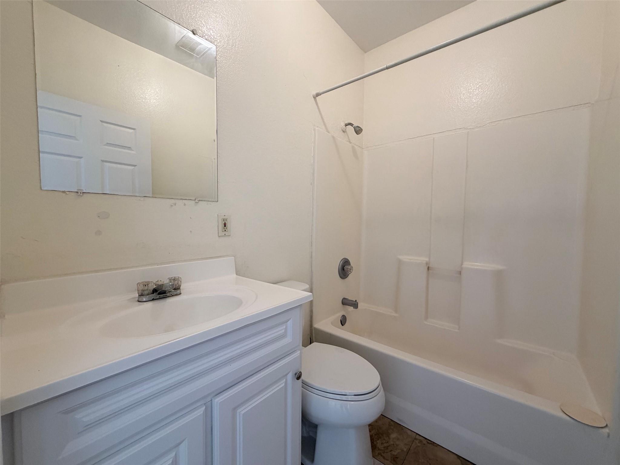 251 Zimmerman Ave #d Property Photo 8