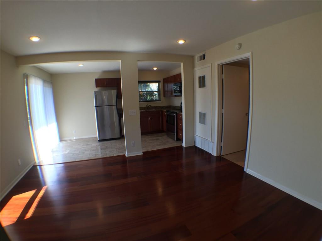 2800 Cole St 201c Property Photo 4
