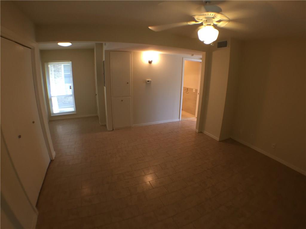 2800 Cole St 201c Property Photo 13