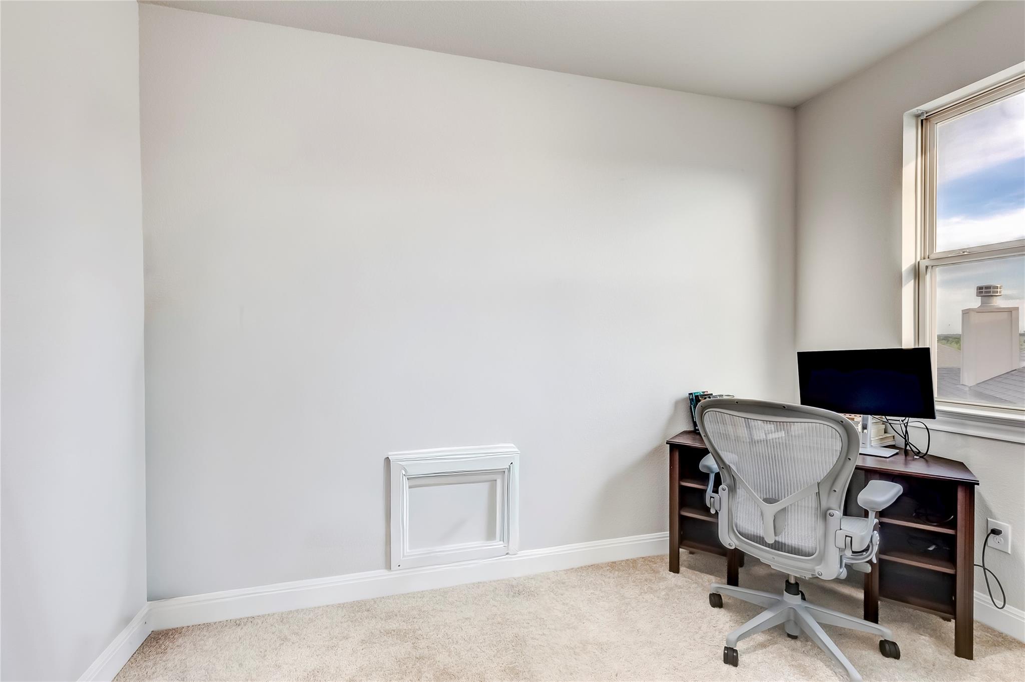 726 Kingston Pl Property Photo 25
