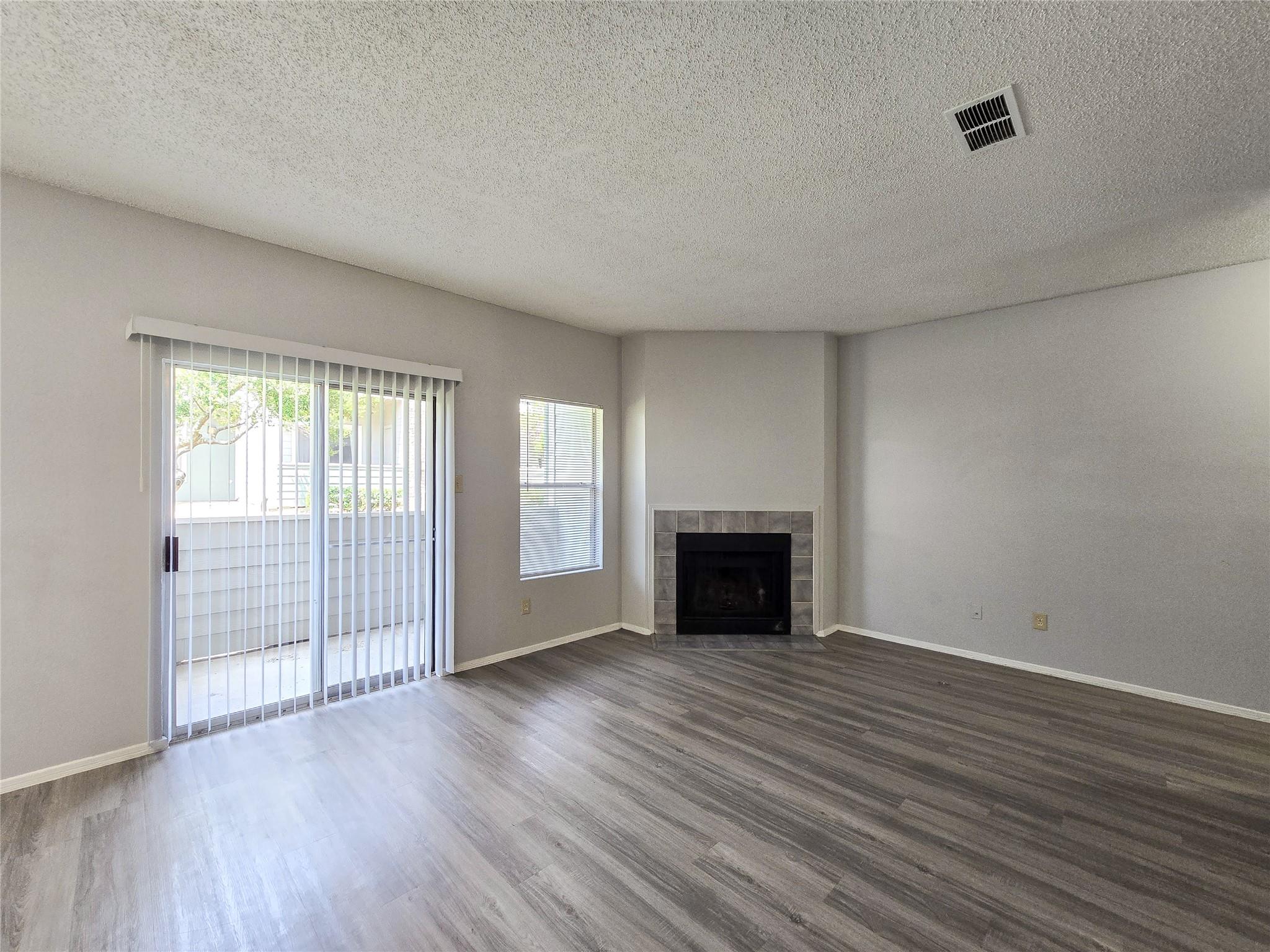 12166 Metric Blvd #147 Property Photo 4