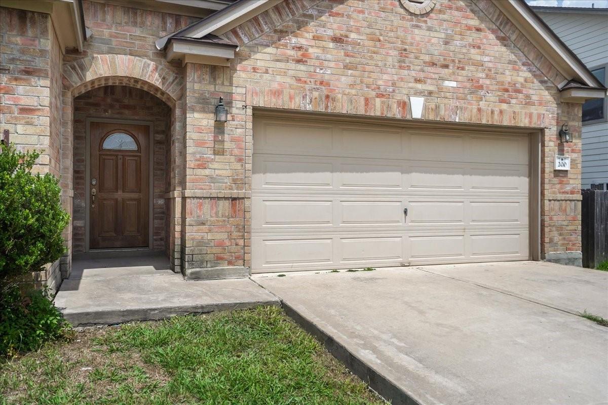 200 Rudy Ln Property Photo 2