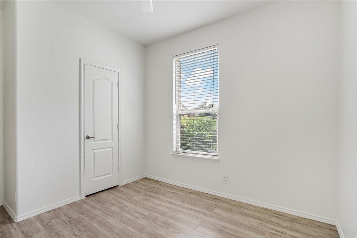 200 Rudy Ln Property Photo 5