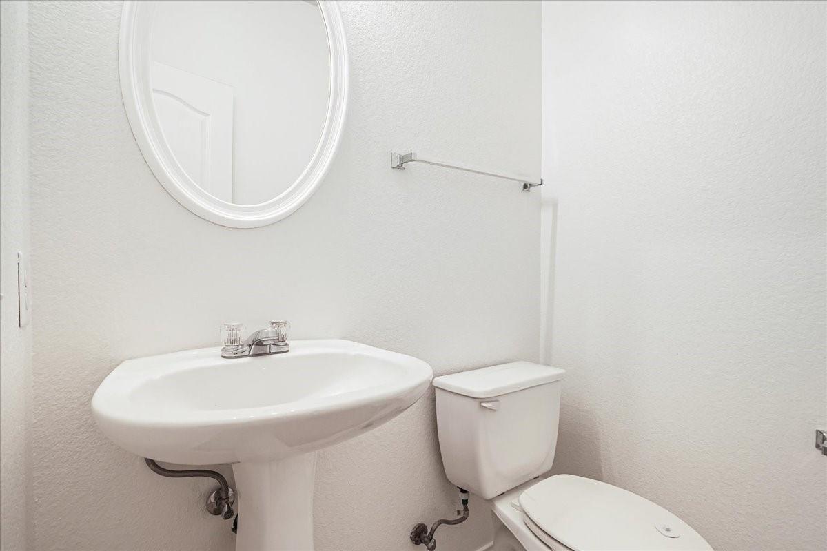200 Rudy Ln Property Photo 10