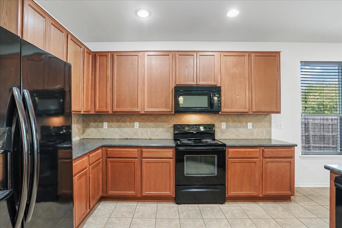 200 Rudy Ln Property Photo 11