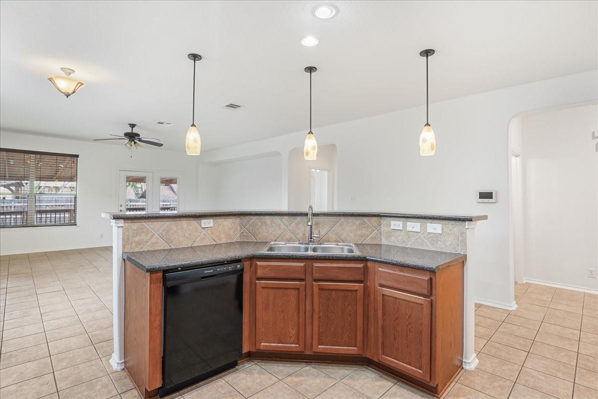 200 Rudy Ln Property Photo 12
