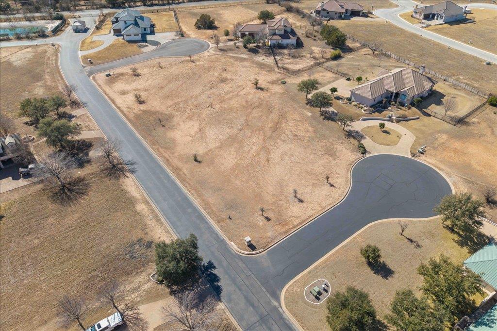 26601 Hunters Grove Ct Property Photo 7