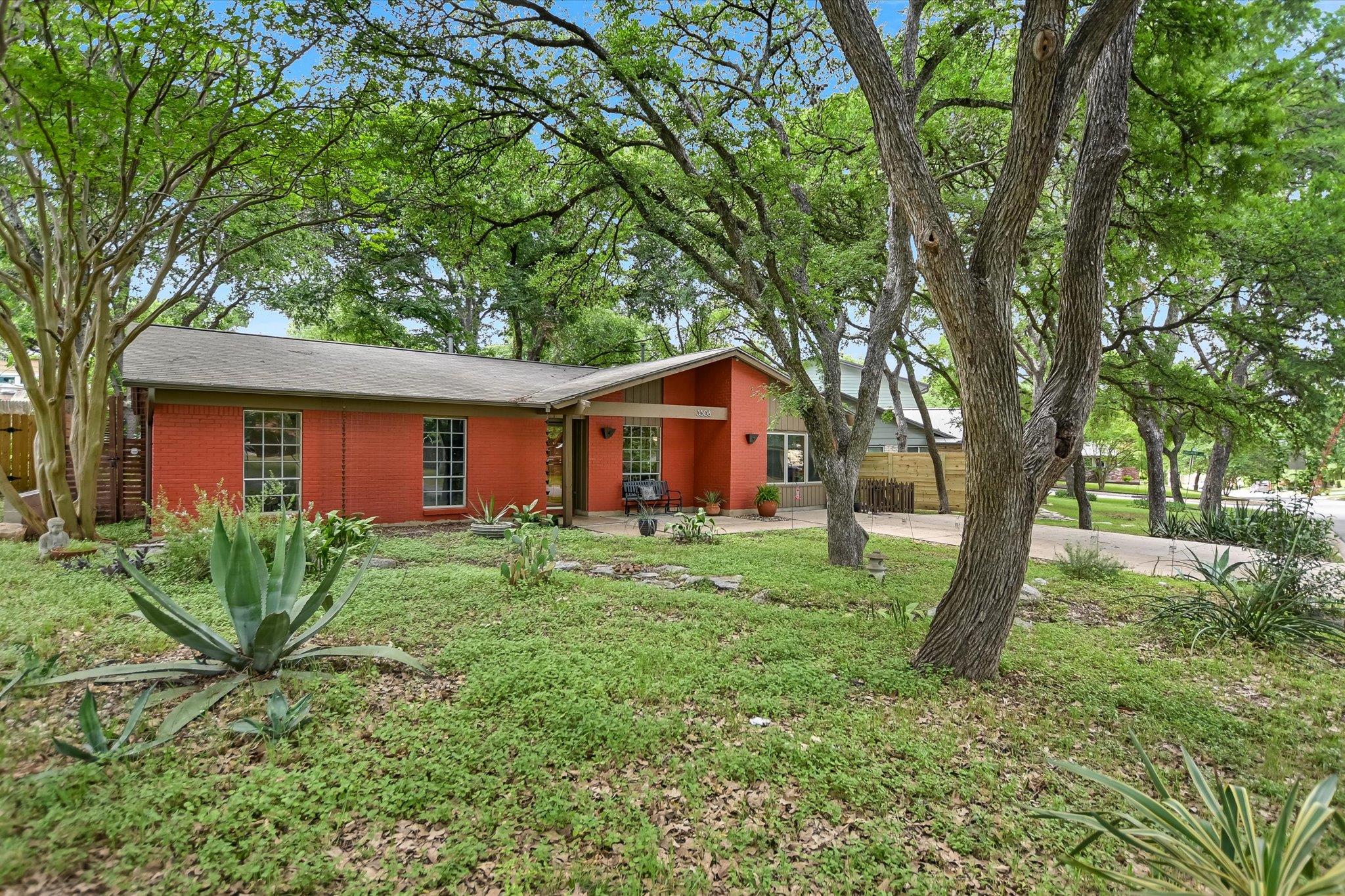 3508 WINFIELD CV Property Photo 1