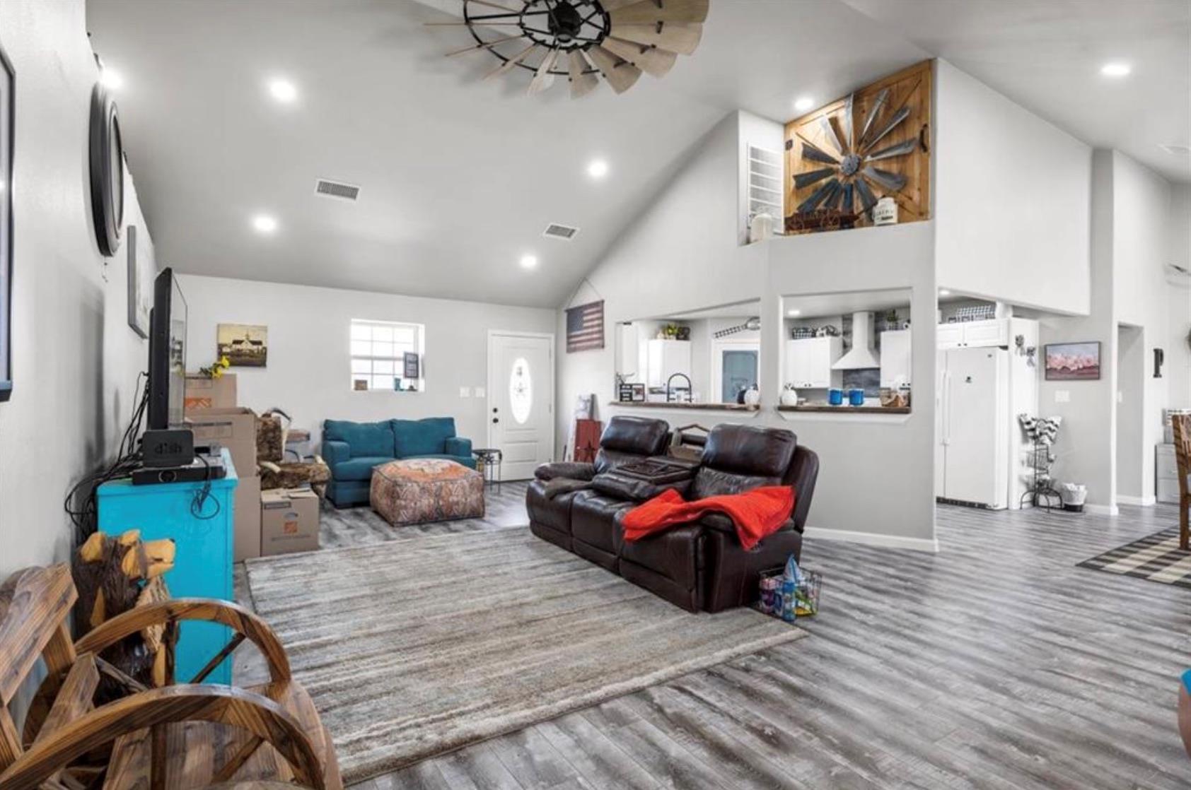7027 Fm 971 None Property Photo 5