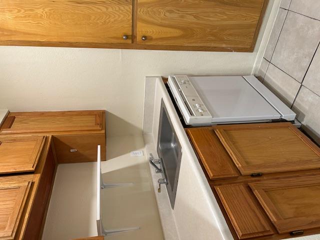 5701 Woodrow Ave 104 Property Photo 3