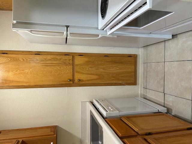 5701 Woodrow Ave 104 Property Photo 5