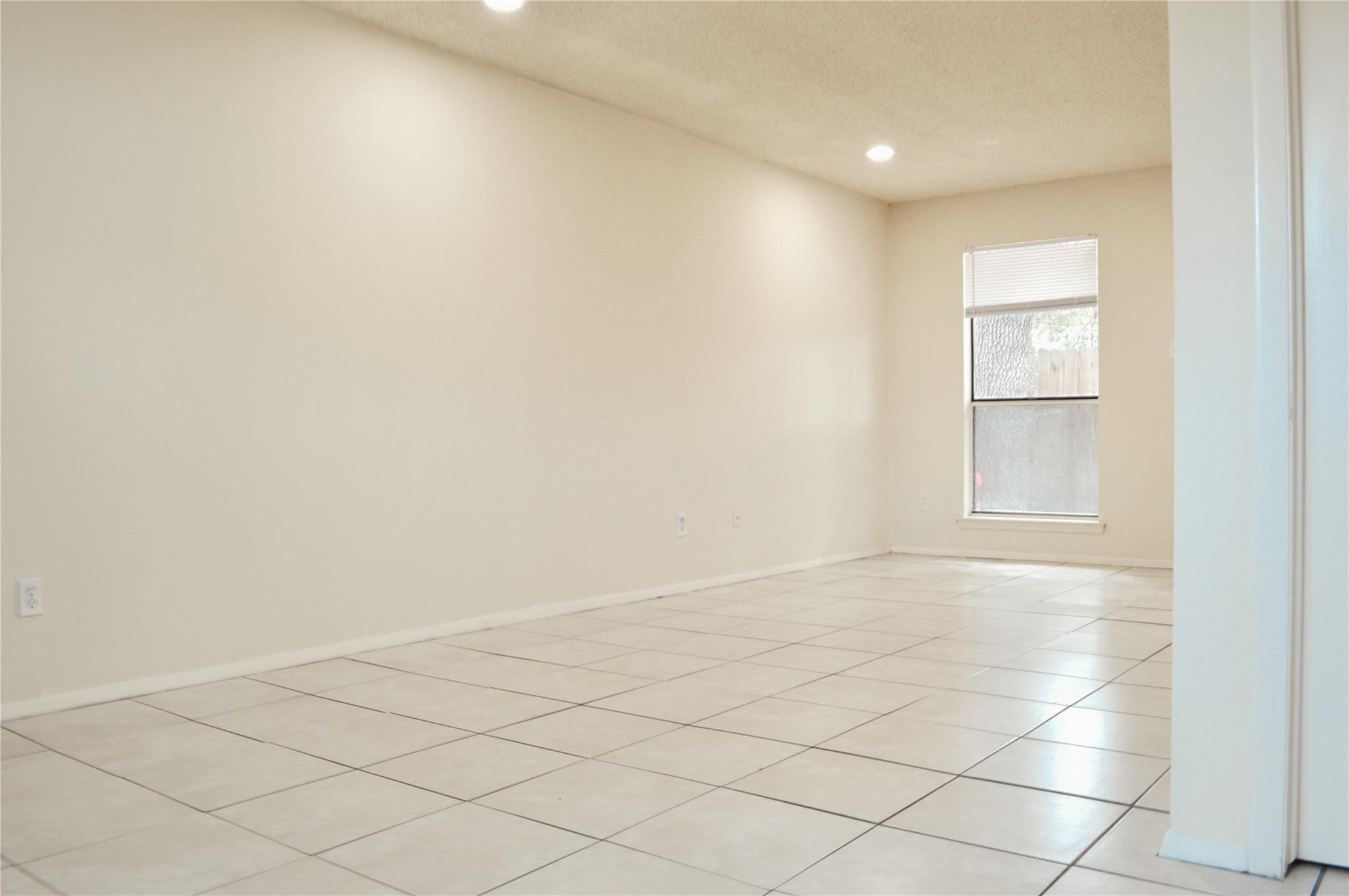 5701 Woodrow Ave 104 Property Photo 10