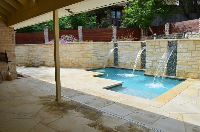 9309 Knoll Crest Loop Property Photo 1