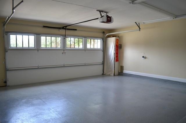9309 Knoll Crest Loop Property Photo 6