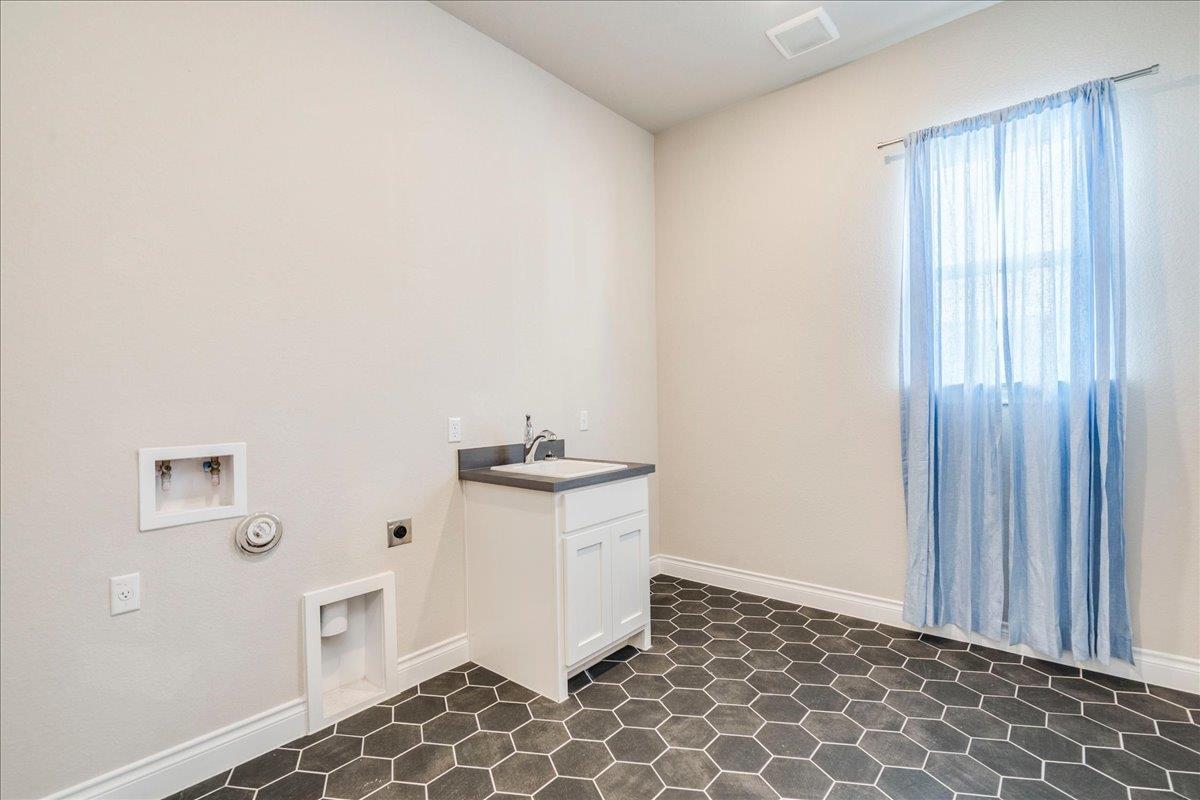1533 Jay Wolf Dr Property Photo 36
