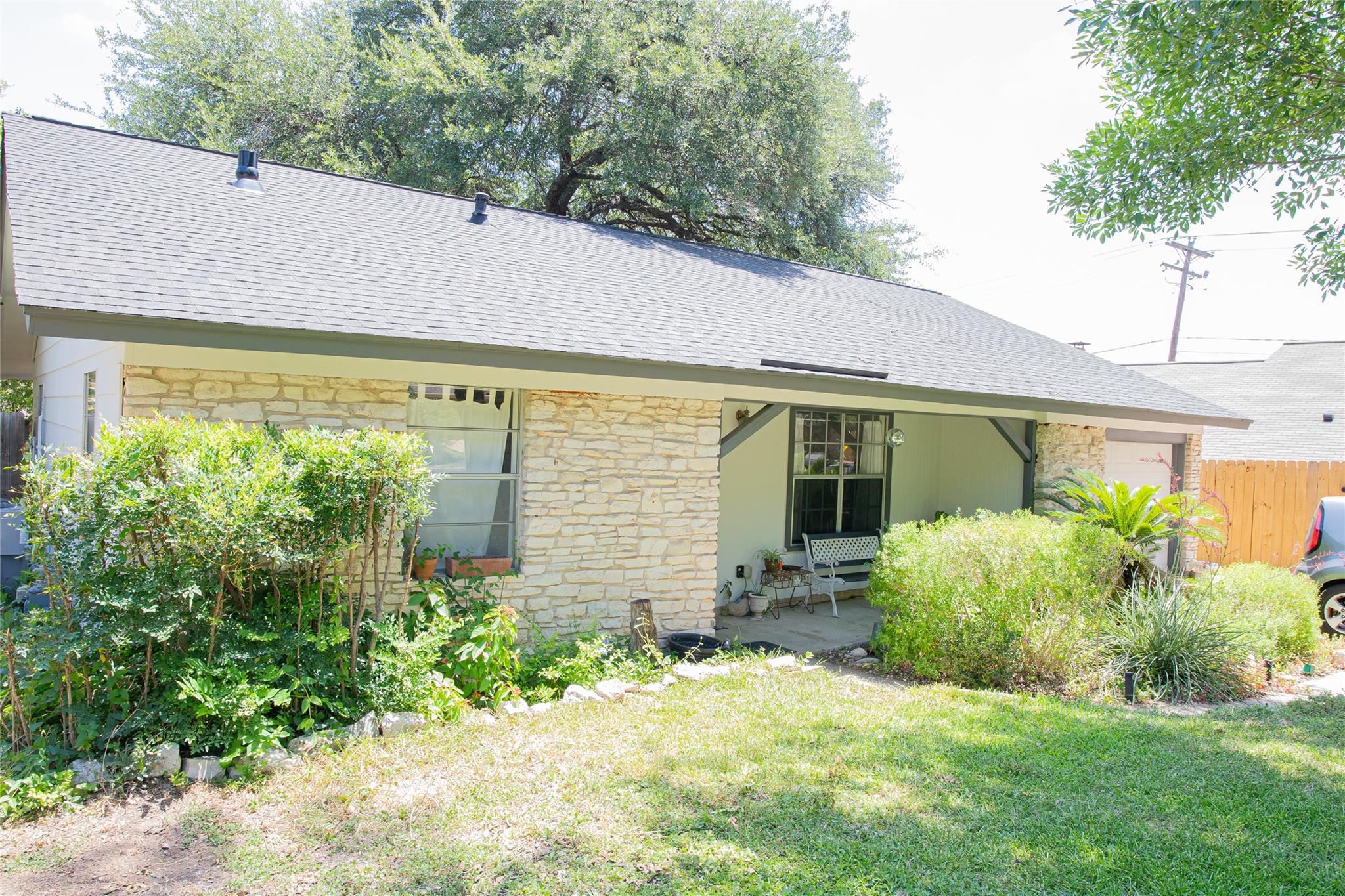 902 Austin Highlands Blvd Property Photo 3