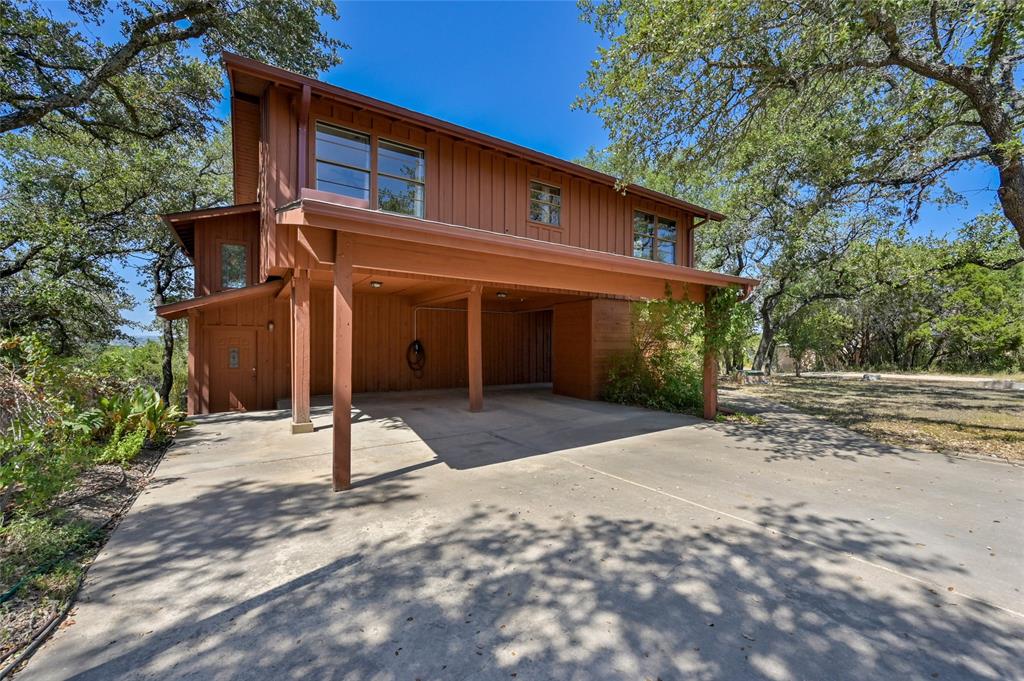 4807 Eck Ln Property Photo 2