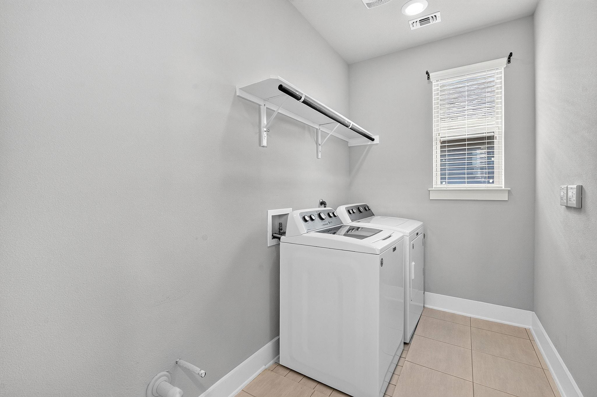 4312 Vaughan St Property Photo 21