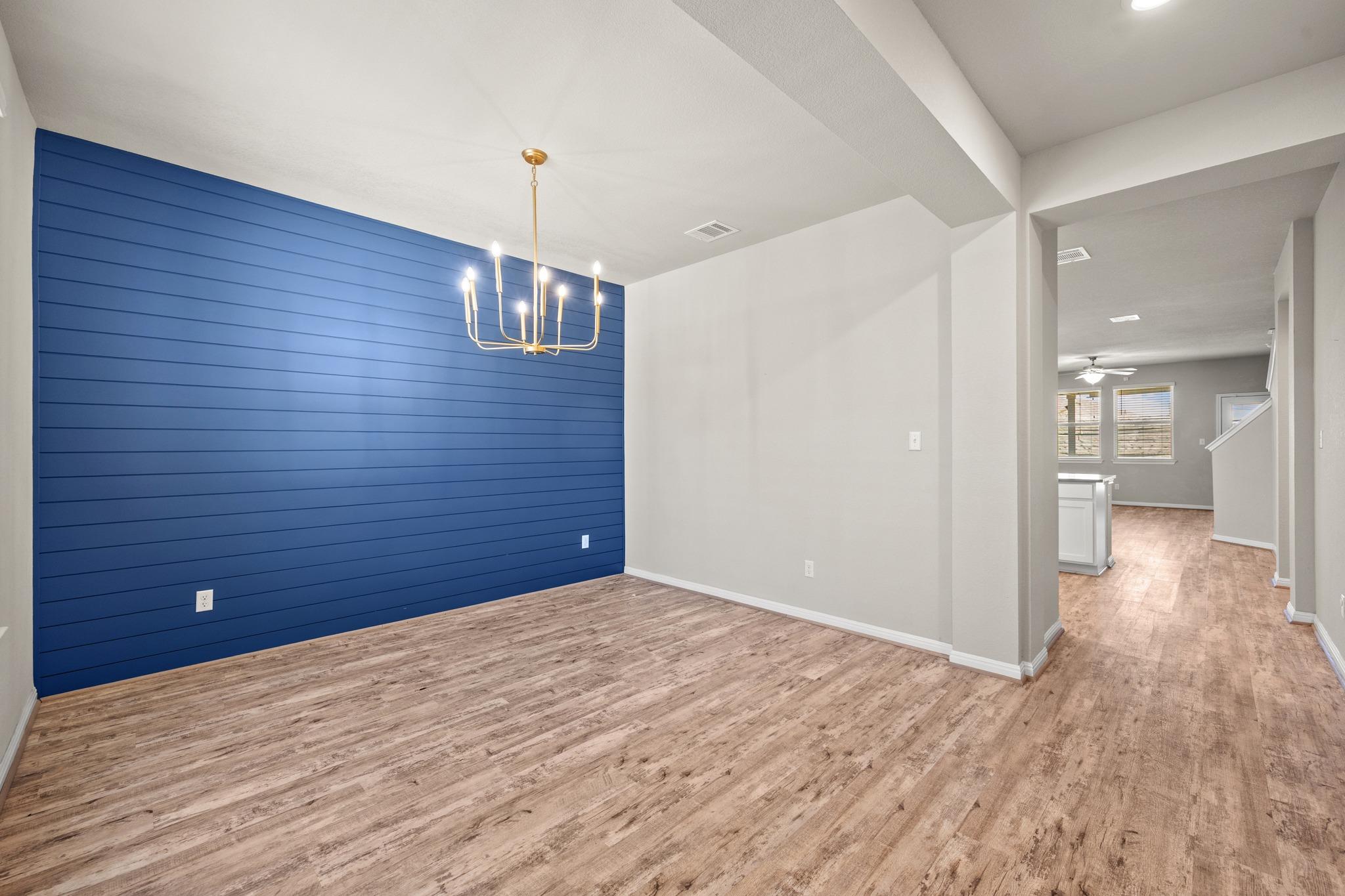 19004 Quebrada Dr Property Photo 4