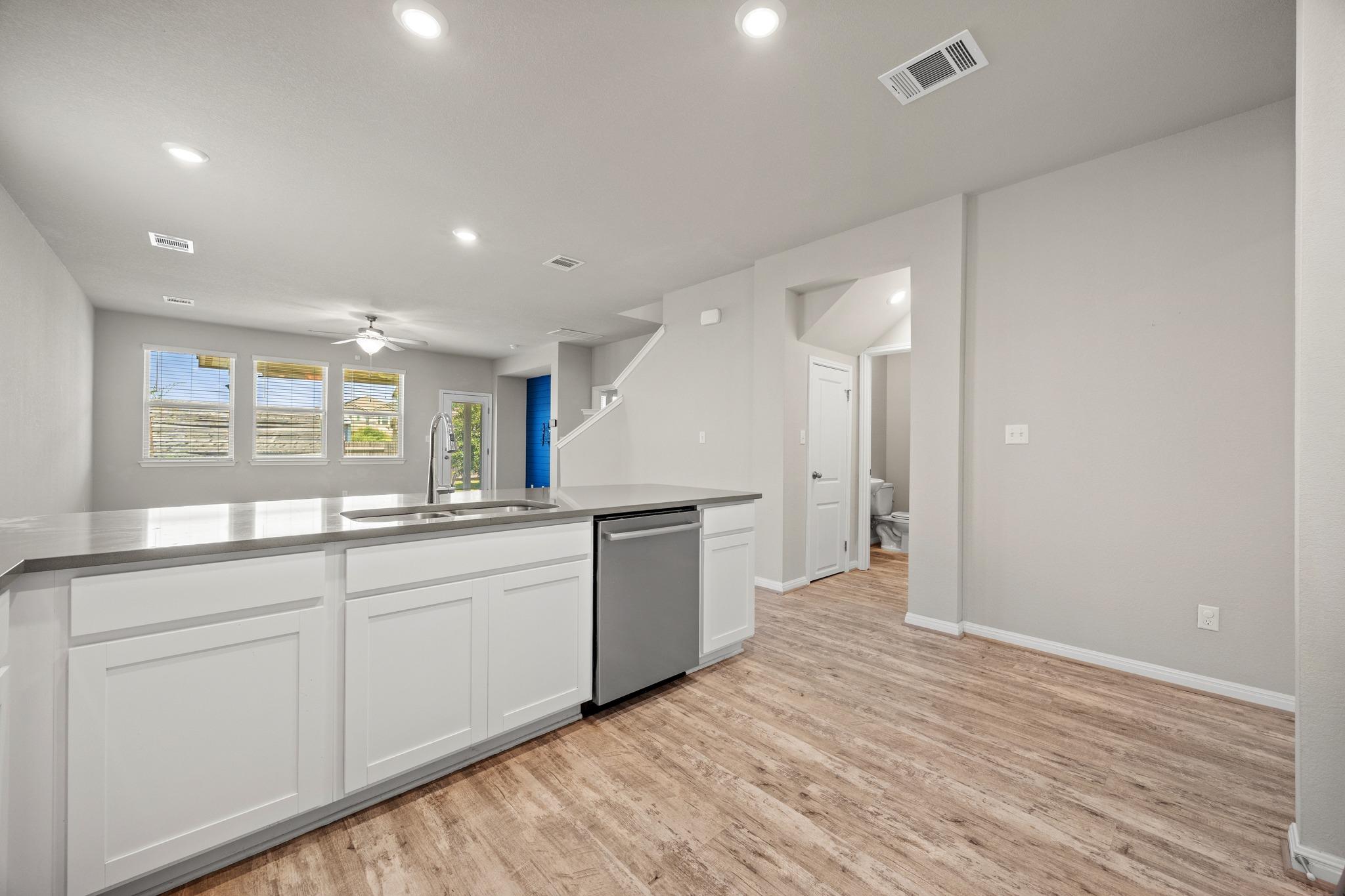 19004 Quebrada Dr Property Photo 8