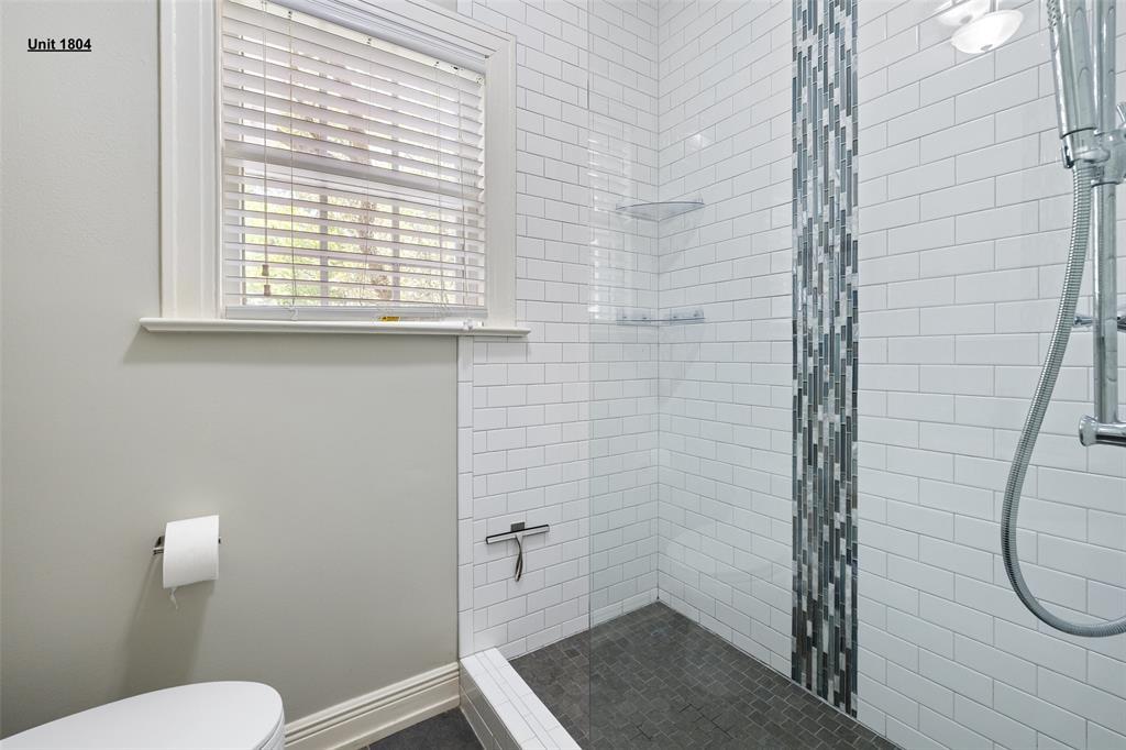 1806 Pearl St Property Photo 15