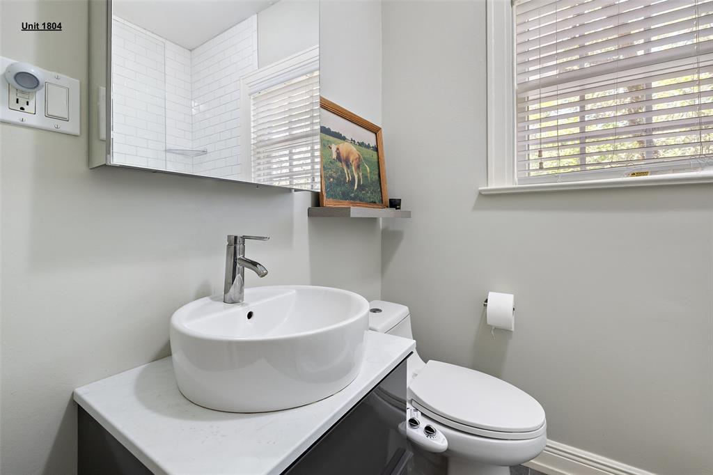 1806 Pearl St Property Photo 16