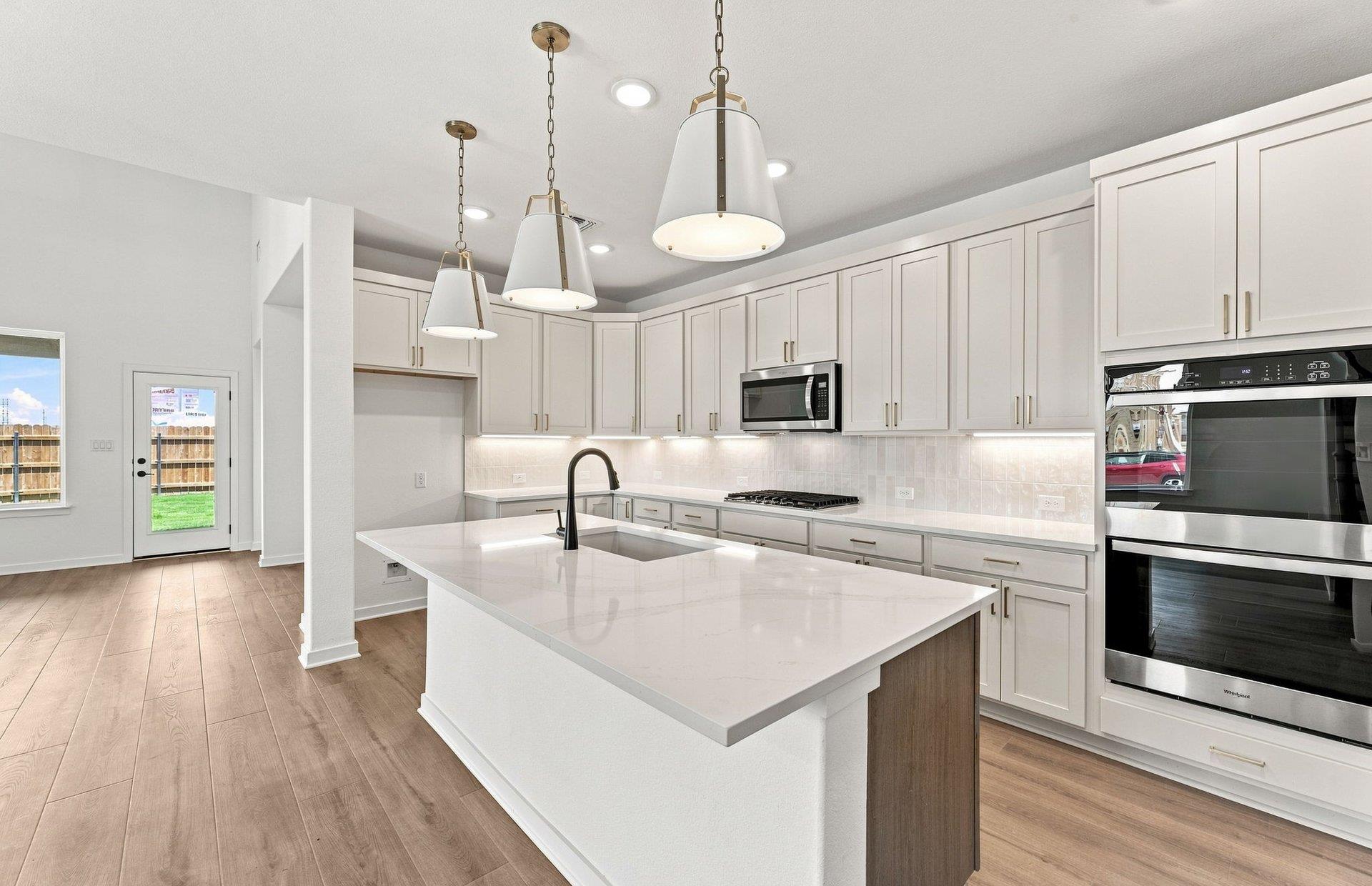 16100 Emma Edge Ln Property Photo 6