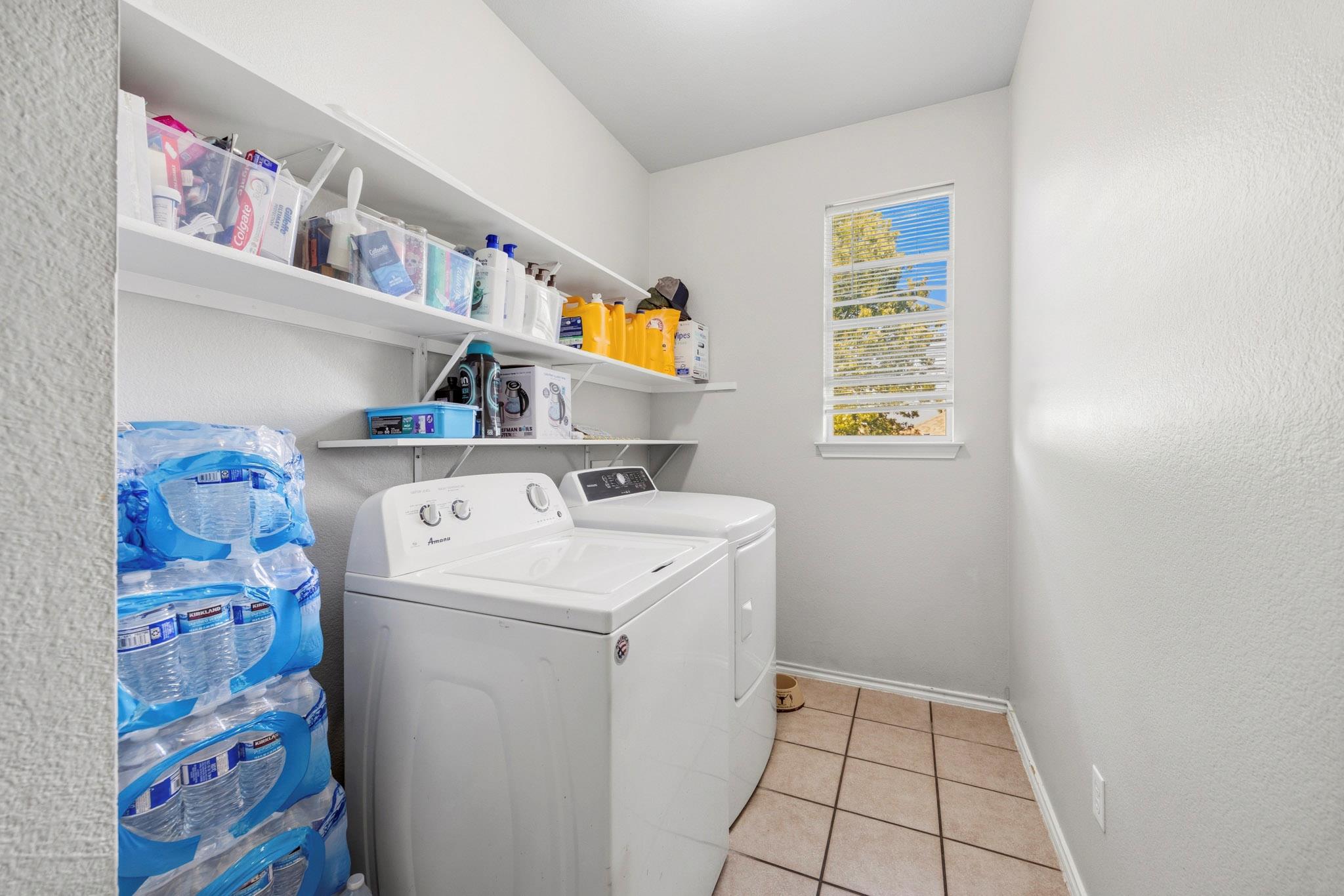 111 Brazos Ln Property Photo 13