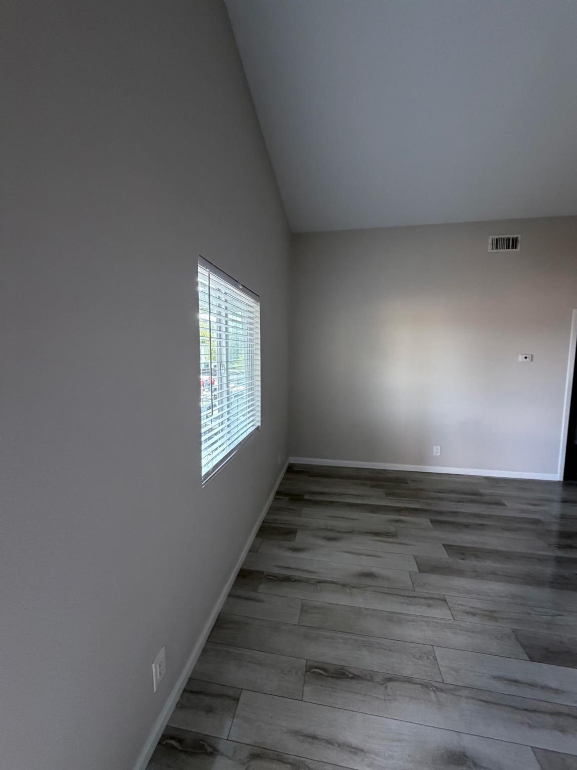 1904 Hearthstone Dr #201 Property Photo 6
