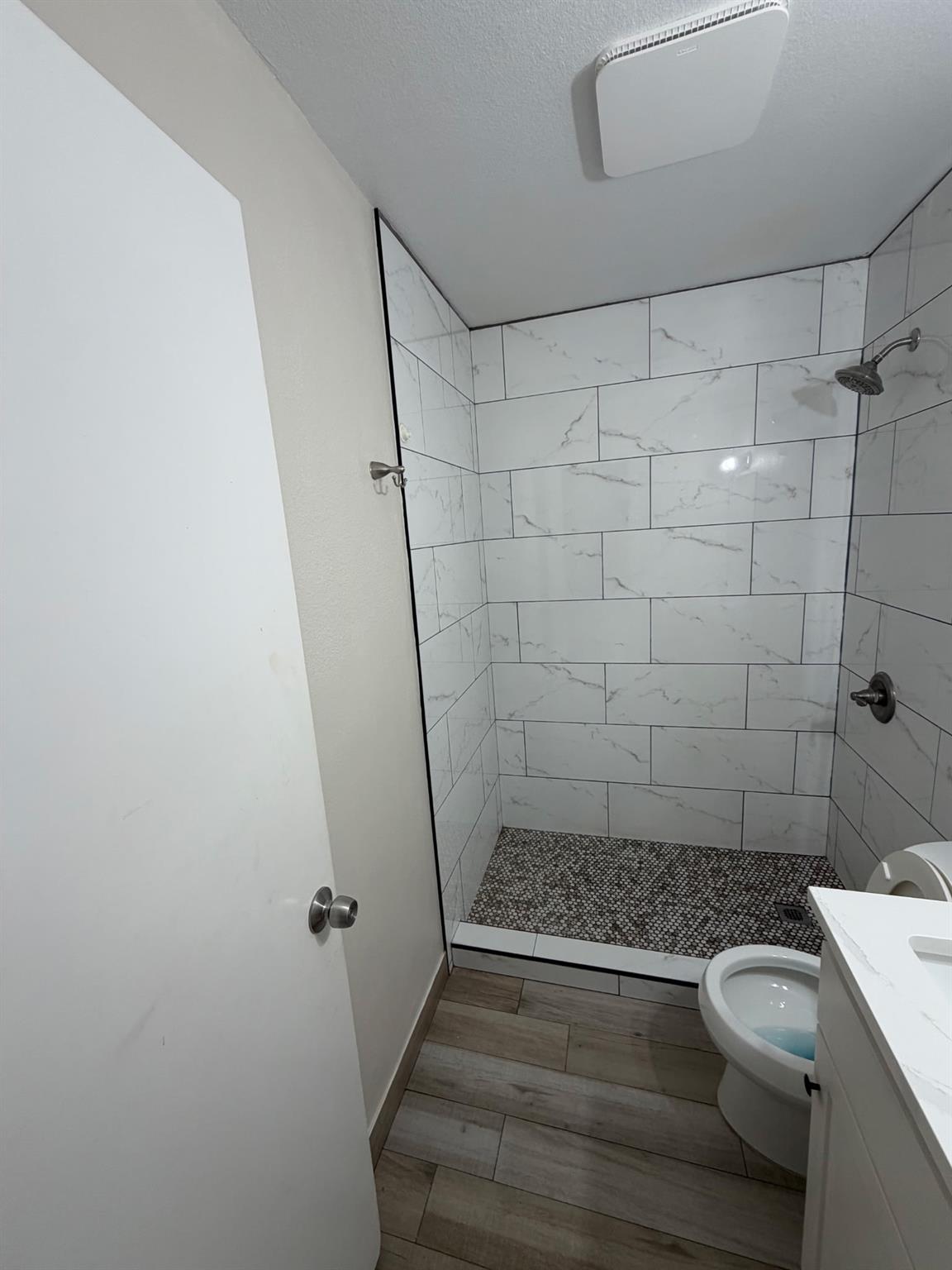 1904 Hearthstone Dr #201 Property Photo 11