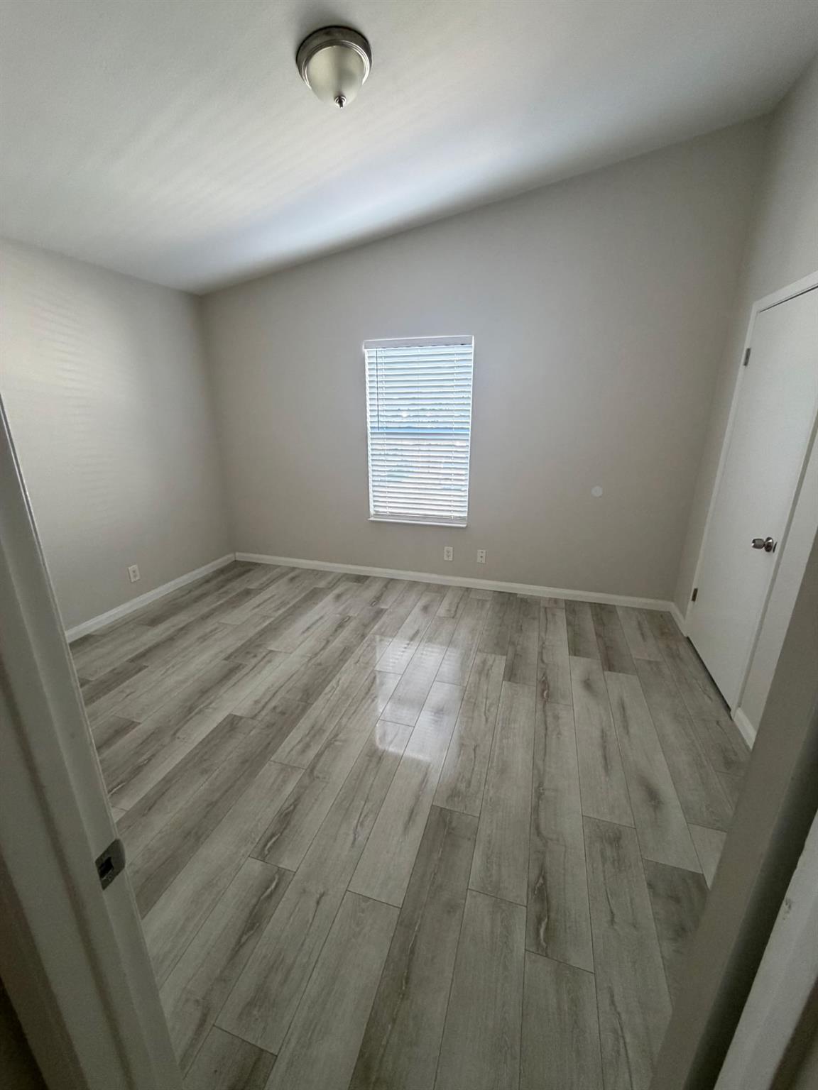 1904 Hearthstone Dr #201 Property Photo 13