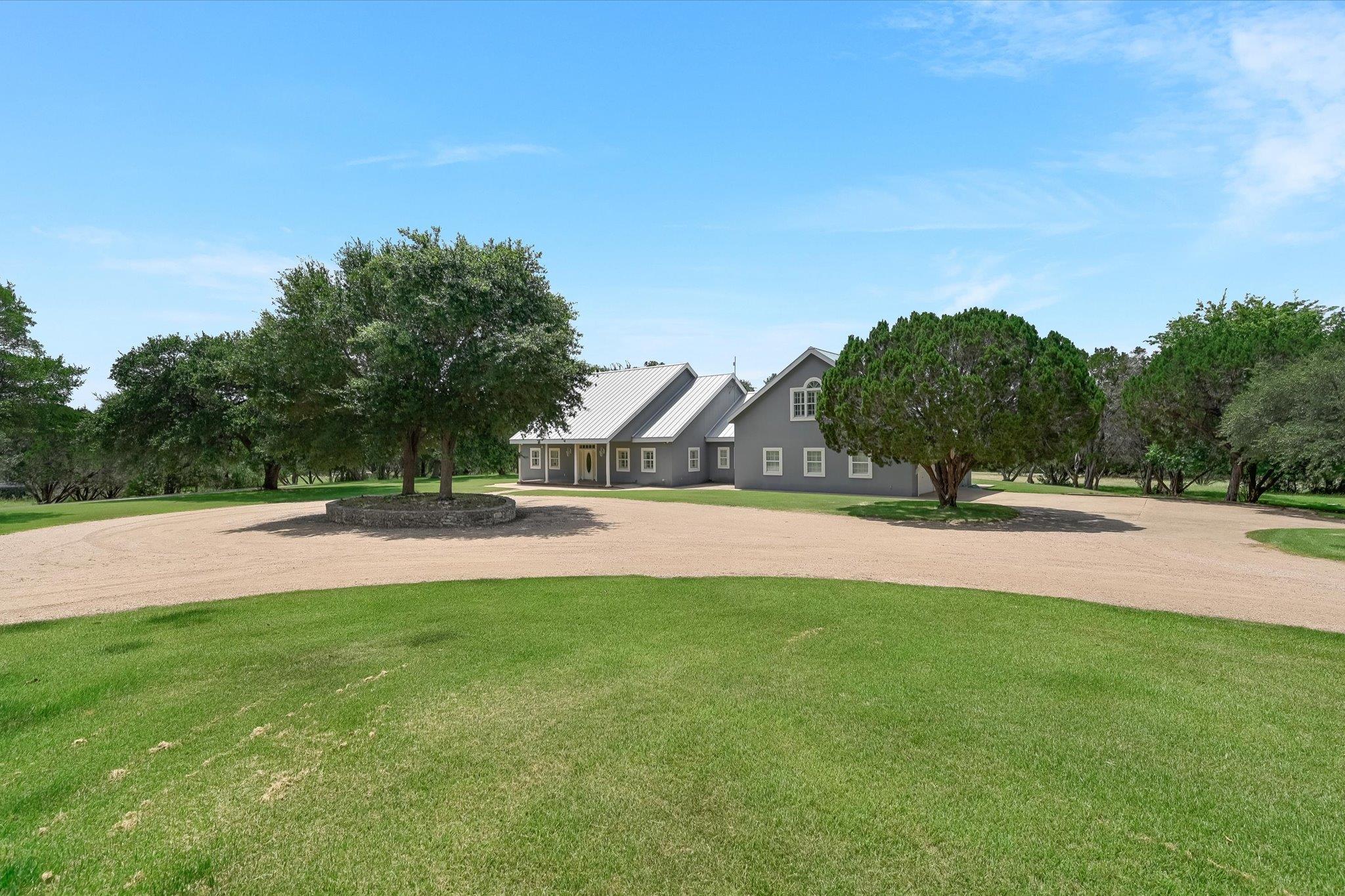 3820 River Rd Property Photo 2