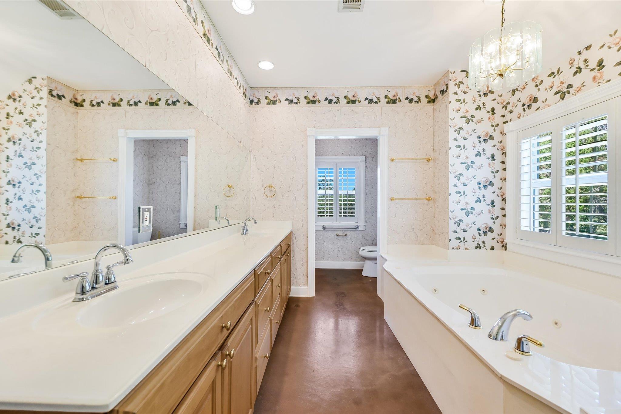3820 River Rd Property Photo 17