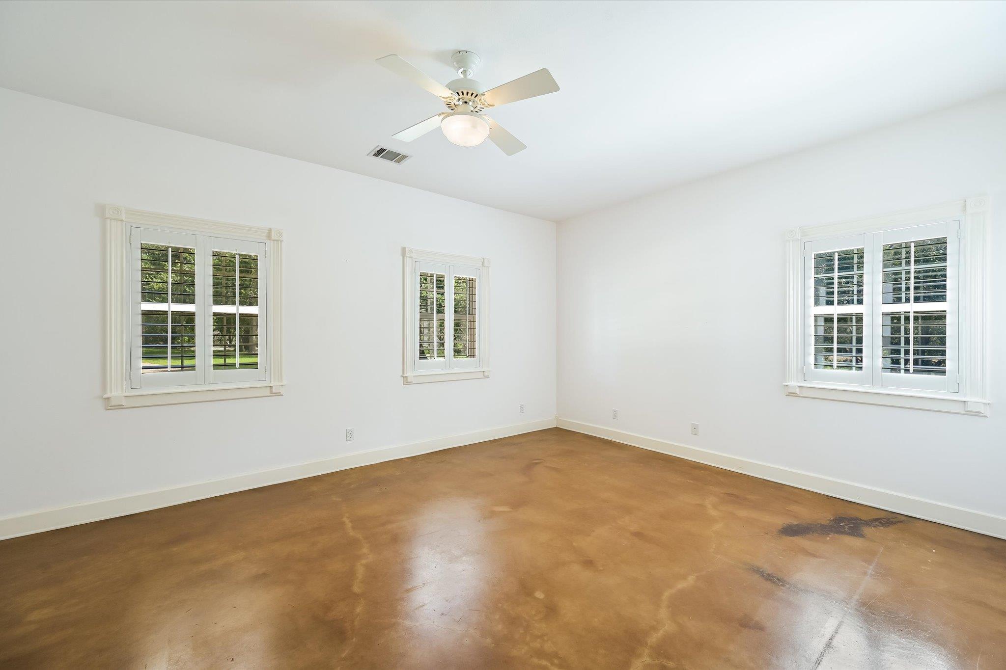 3820 River Rd Property Photo 20