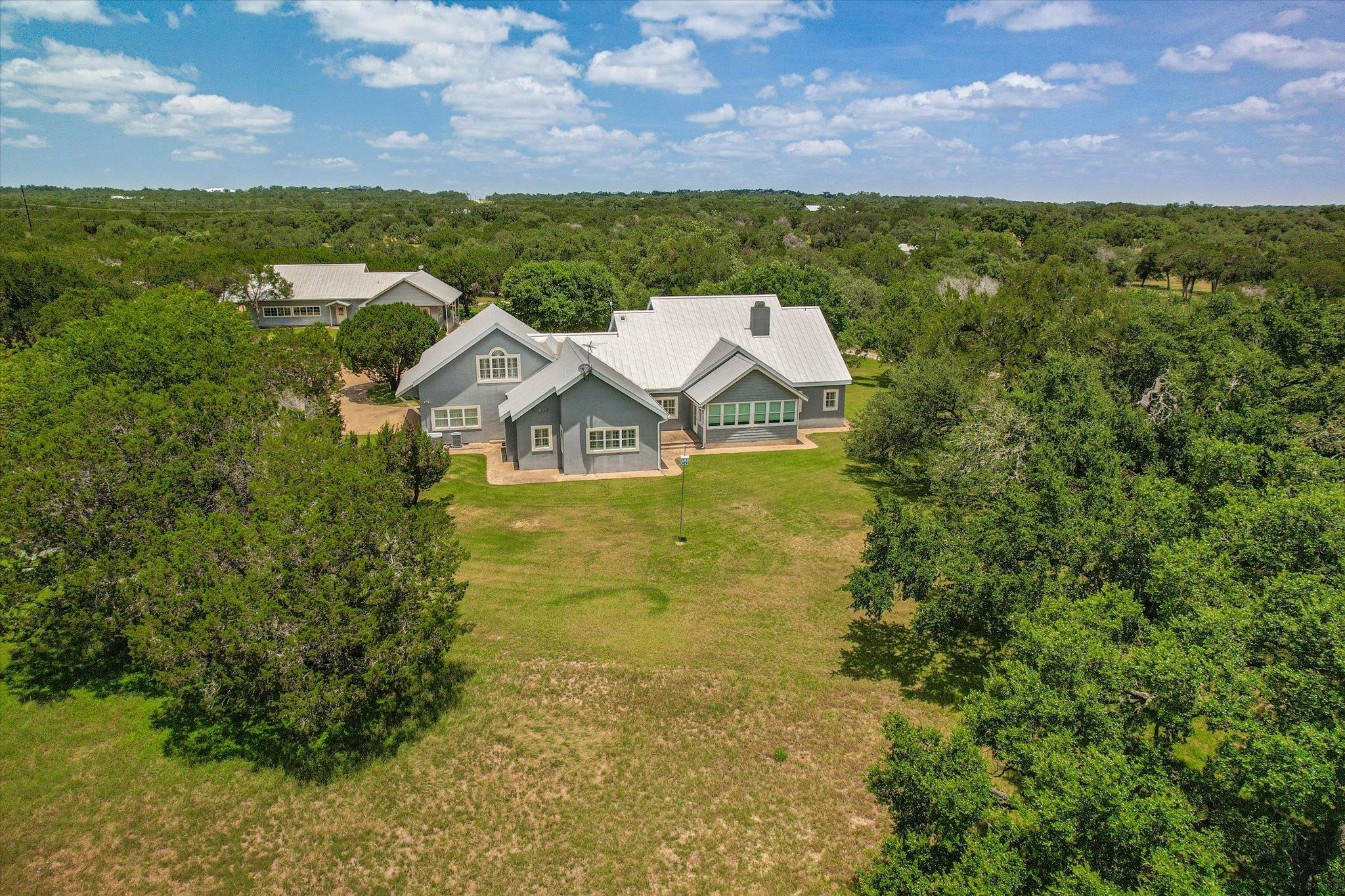 3820 River Rd Property Photo 23