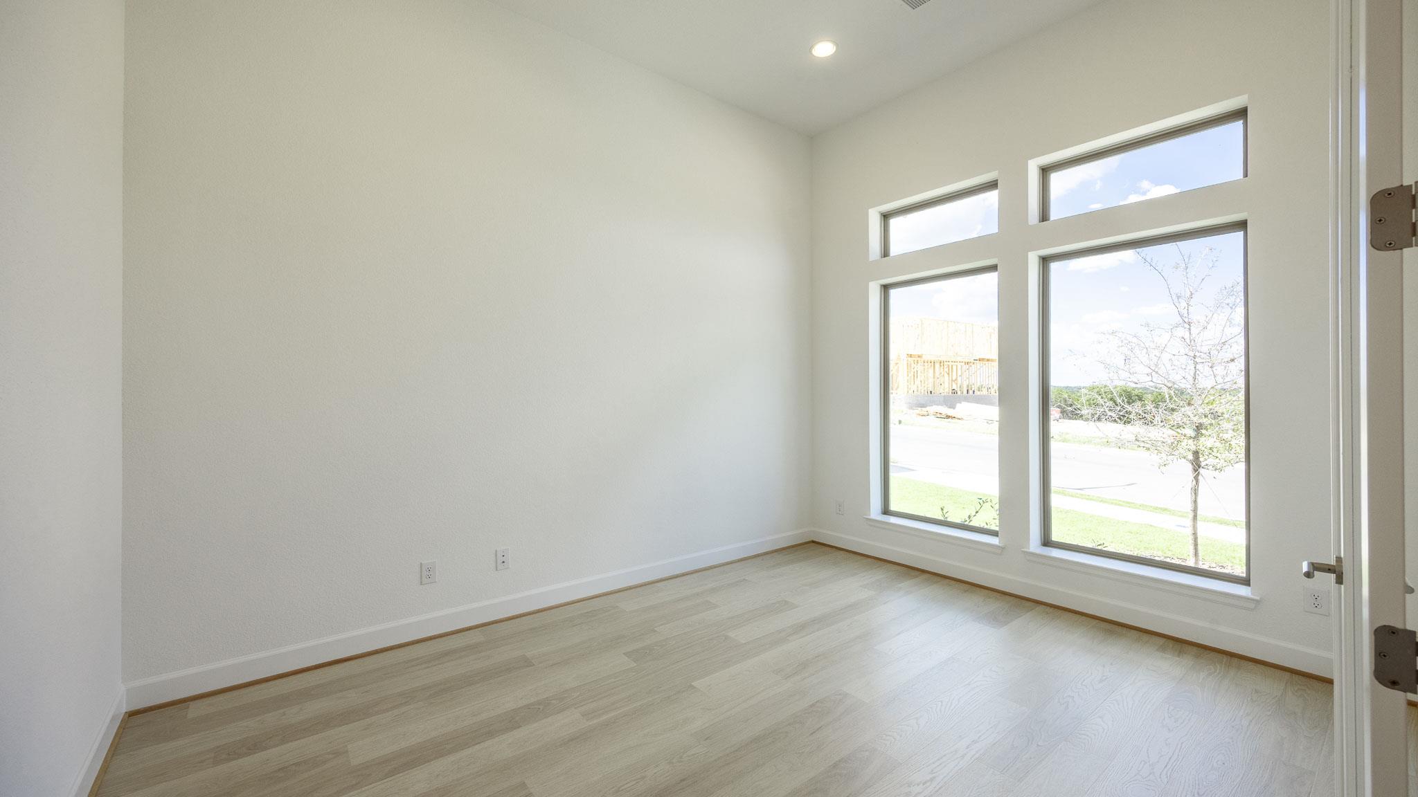 117 North River Way Property Photo 6