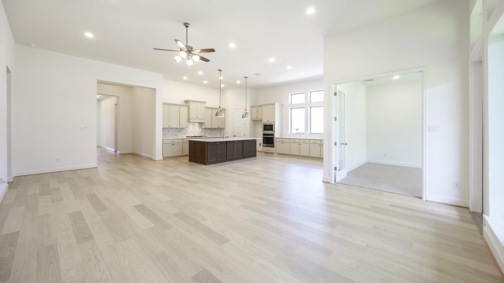 117 North River Way Property Photo 8