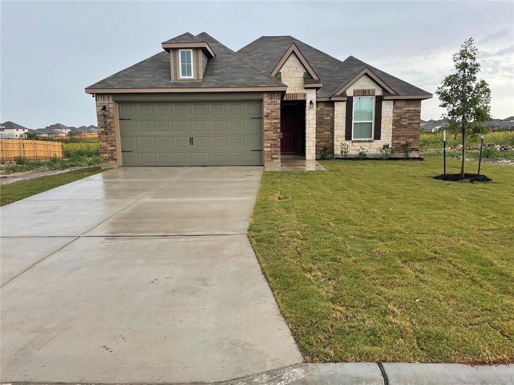 806 Hollyhock Dr Property Photo 1