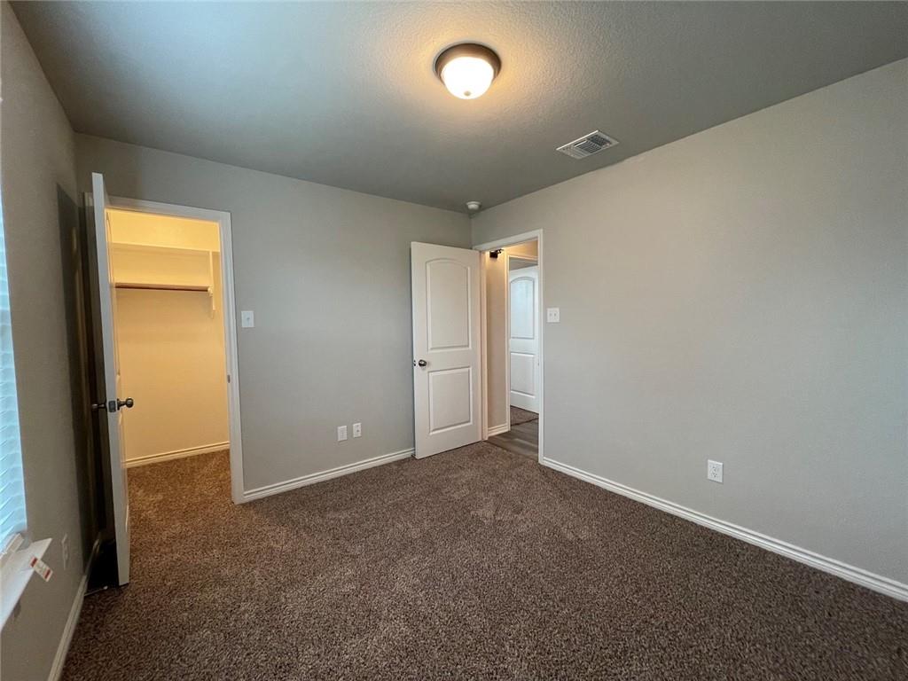 806 Hollyhock Dr Property Photo 10