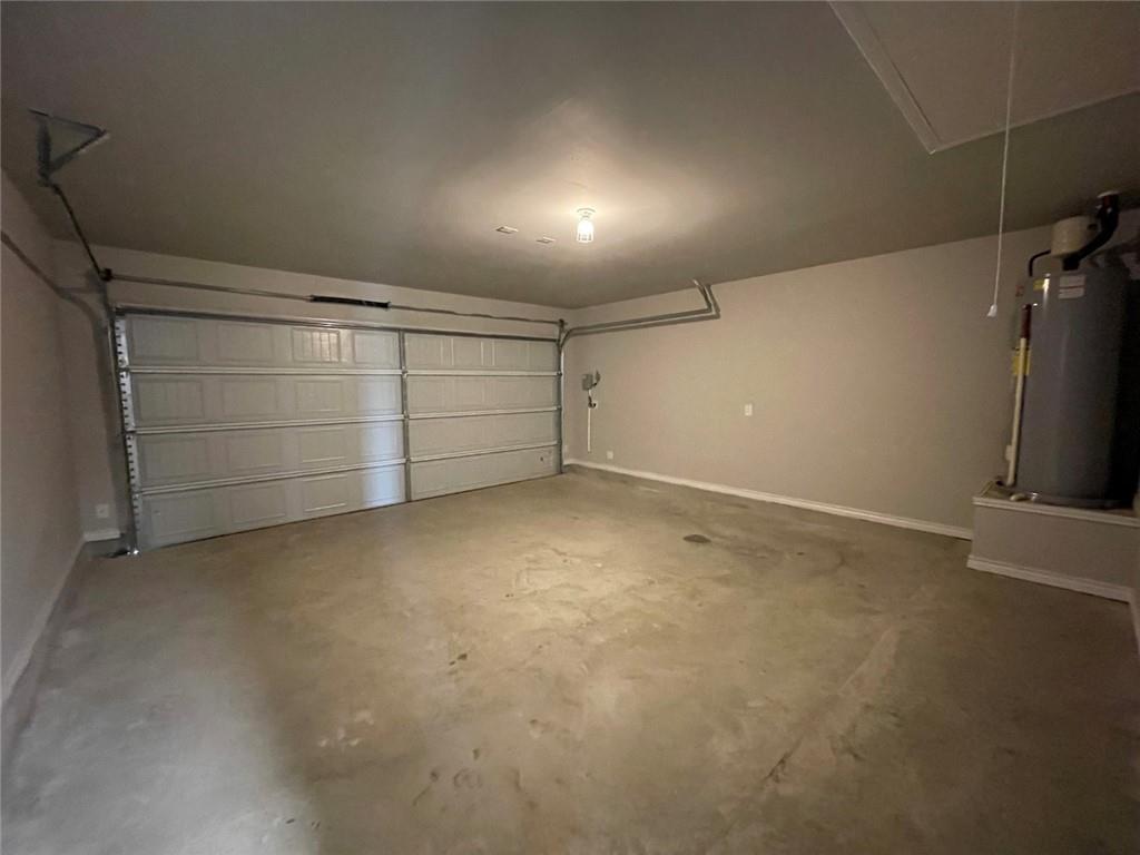 806 Hollyhock Dr Property Photo 12