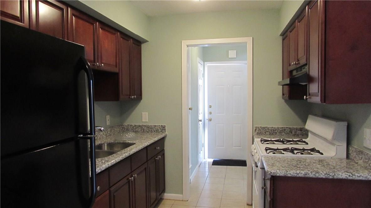 2208 Mission Hill Dr #102 Property Photo 1