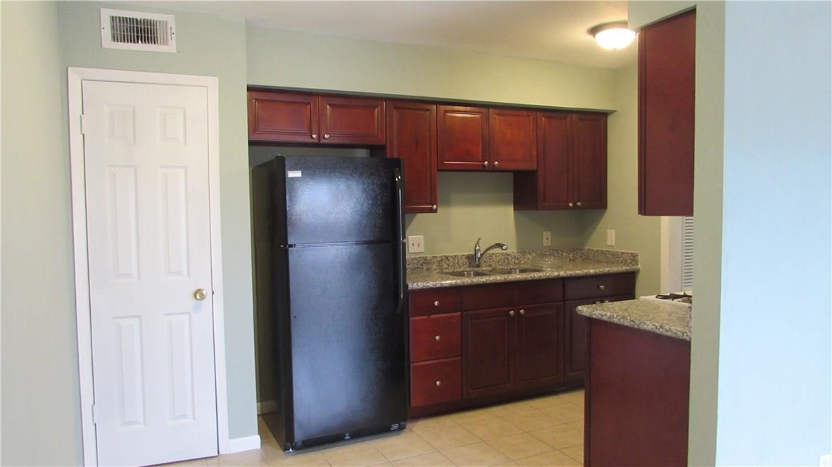 2208 Mission Hill Dr #102 Property Photo 2