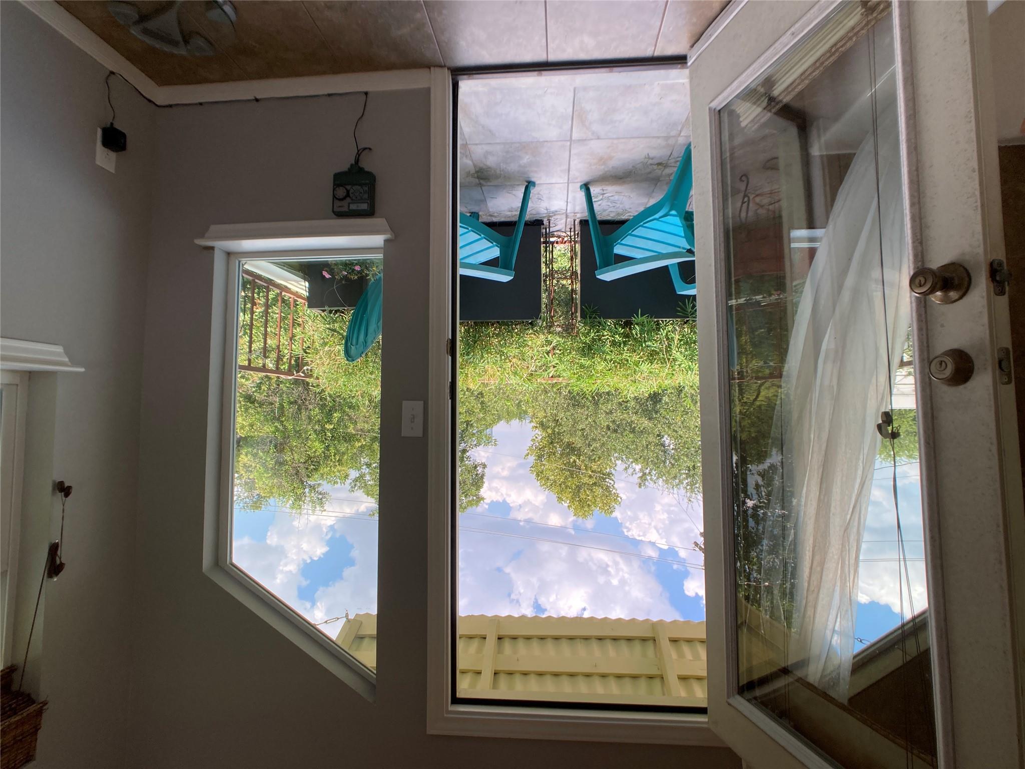 1509 Treadwell St #up Property Photo 11