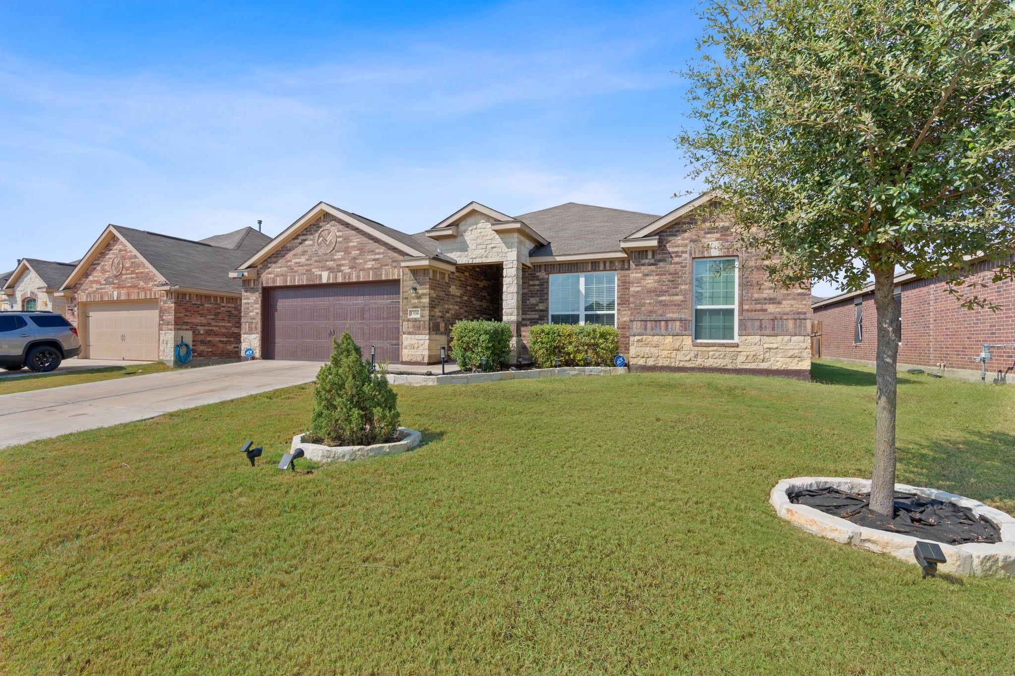 1336 Twin Estates Dr Property Photo 25
