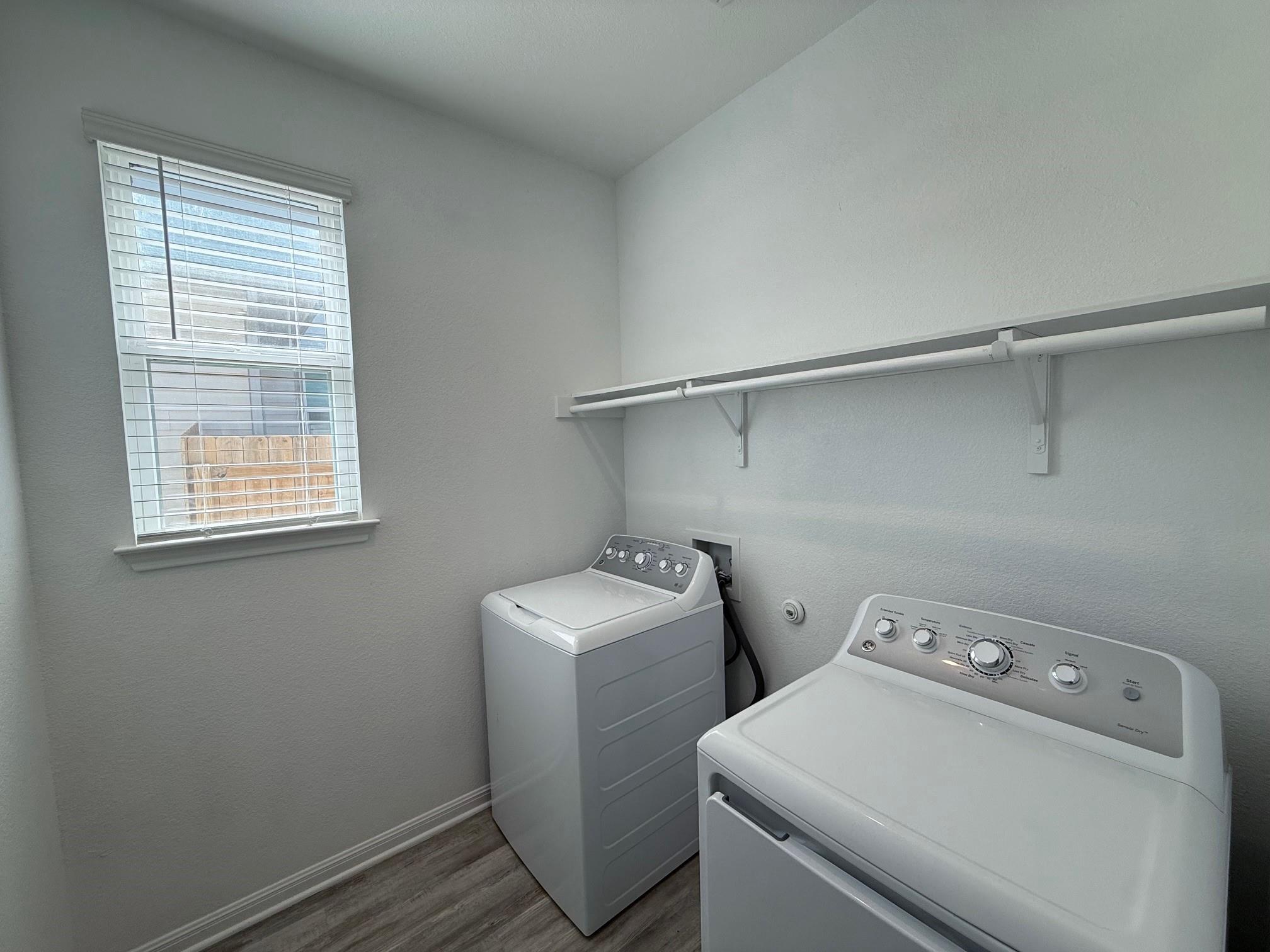 660 Seabiscuit Dr Property Photo 17