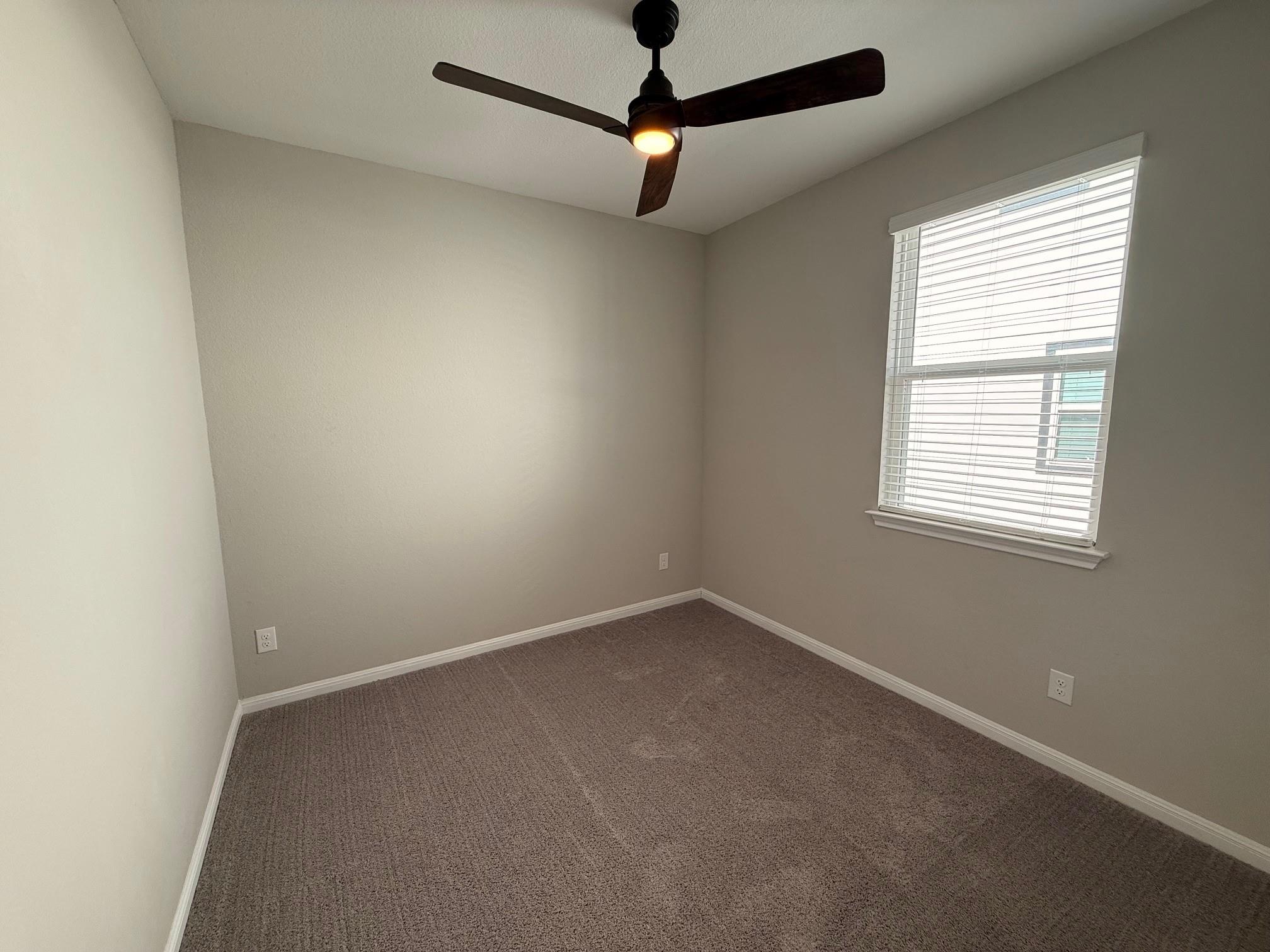 660 Seabiscuit Dr Property Photo 18