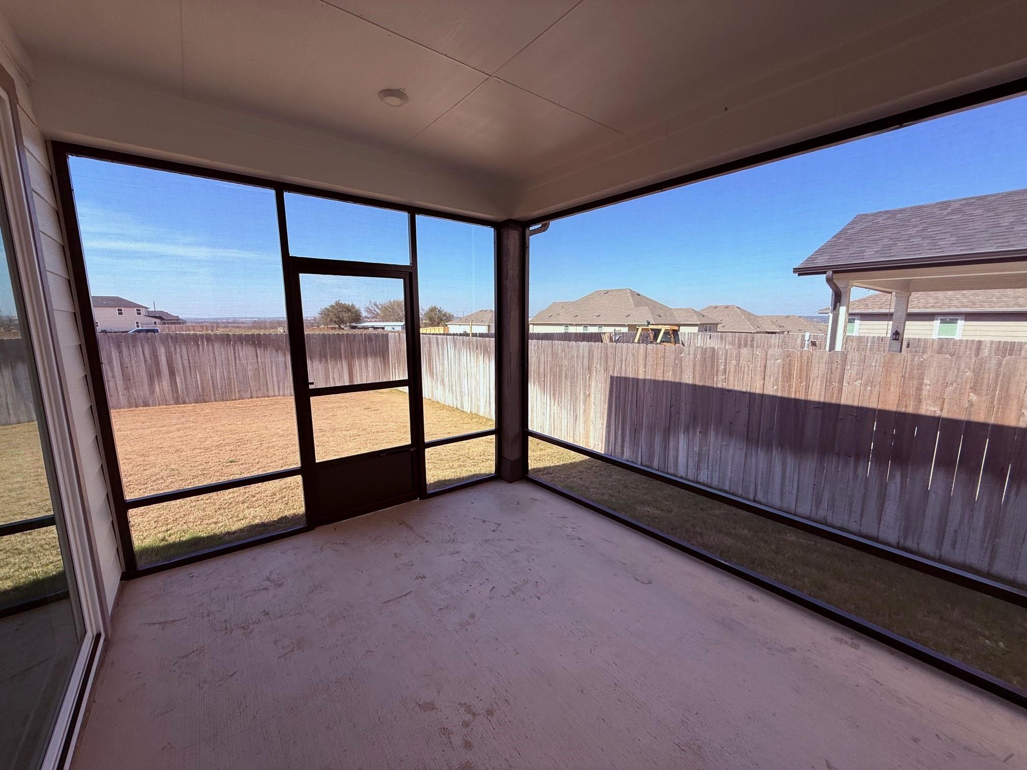 660 Seabiscuit Dr Property Photo 21