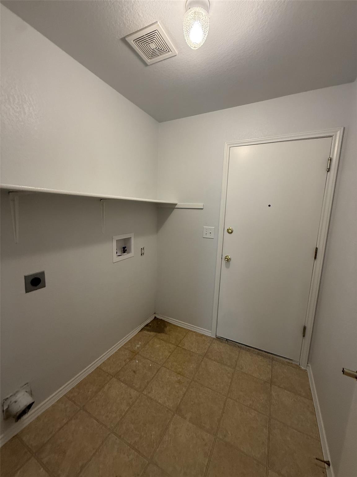 128 Grant Way Property Photo 13
